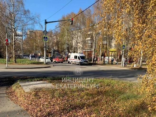 По словам родственников, в ГАИ никаких подробностей о ДТП не рассказывают | Источник: «Инцидент Екатеринбург» / Vk.com