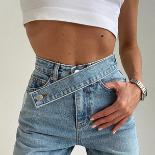 Где купить джинсы с кривой застежкой — самый новый и самый жаркий тренд 2021-го года