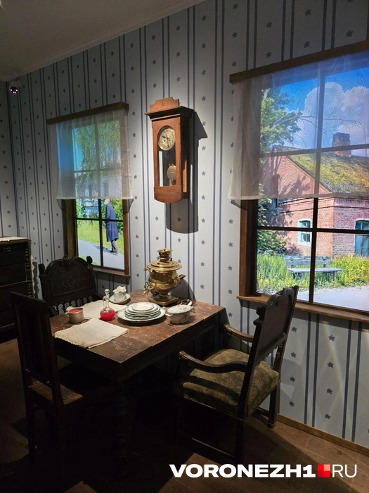 Примерно вот в такой комнате жиль Шагал в родном Витебске | Источник: Ирина Булгакова/ Voronezh1.ru