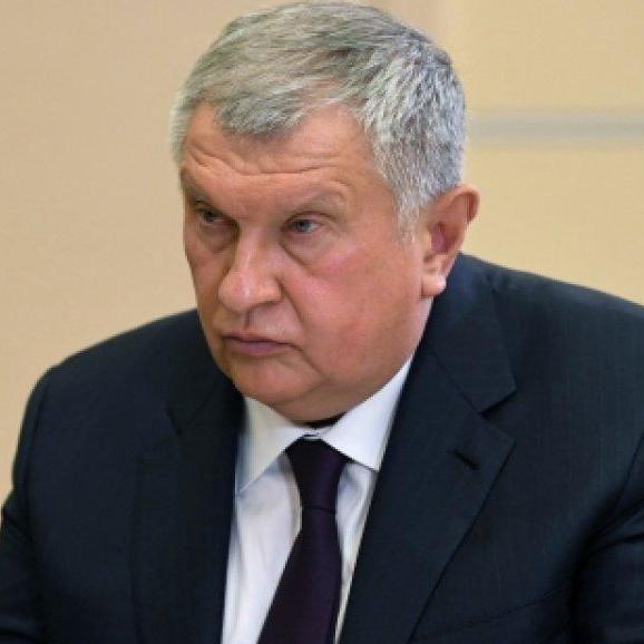 <p>Игорь Сечин процитировал Черчилля </p>