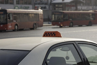 Волгоградцы возмущены скачком цен на такси