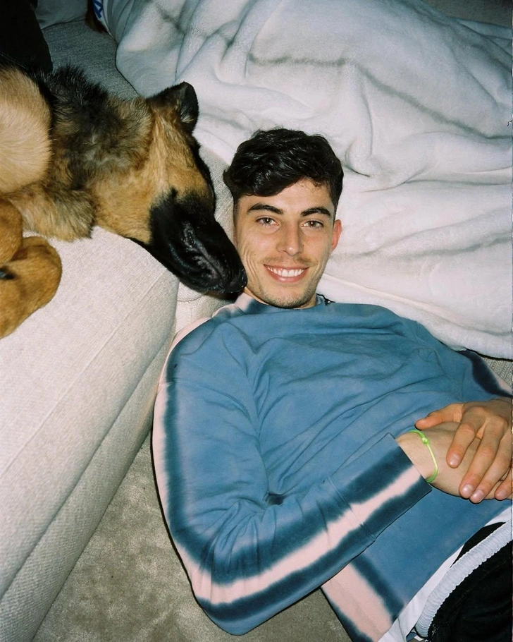 Ресейлік қыз-келіншектермен порнофильмдерді қараңыз