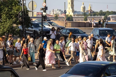 Петербург ждет летняя жара до +26 градусов и грозы