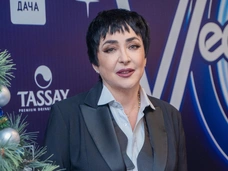 «Встанет на свои две и начнет работать»: Лолита о будущем отмененной Ивлеевой