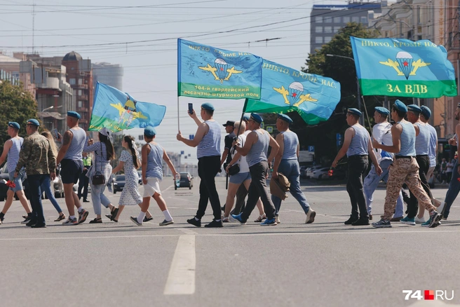 Ради шествия временно перекрывали проспект Ленина | Источник: Дарья Пона