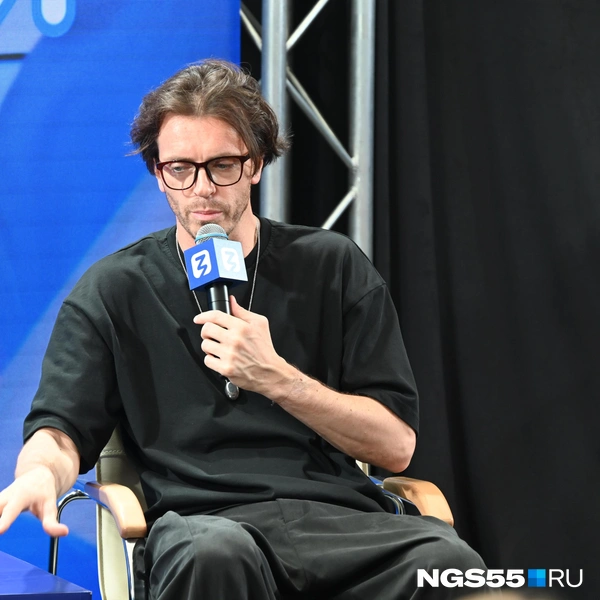 Арсений рассказал о своей работе | Источник: Артемий Скиба / NGS55.RU