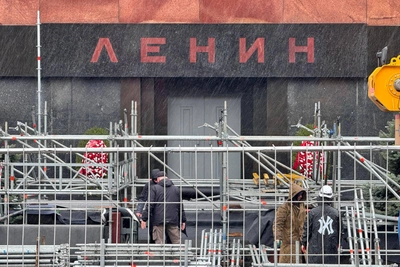 Мавзолей Ленина закрыт из-за подготовки к параду Победы