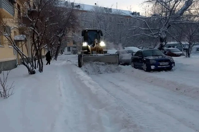 В Кургане проверяют чистку снега во дворах