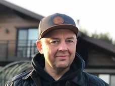Экс-директор «Уральских пельменей» Сергей Нетиевский стал жертвой грабителей
