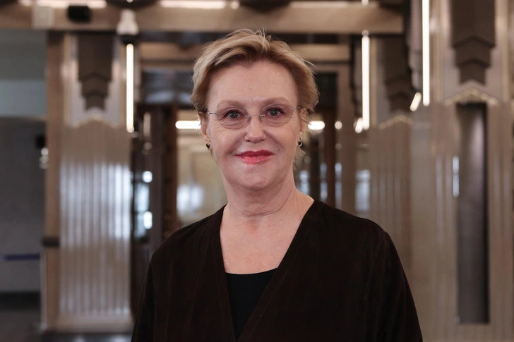 Ирина Розанова | www.starhit.ru