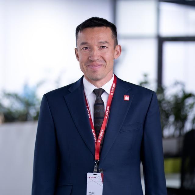 <p>Ильдар Хусаинов</p>