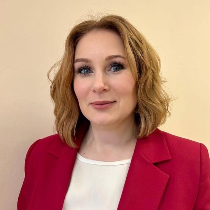 <p>Анна Смирнова</p>