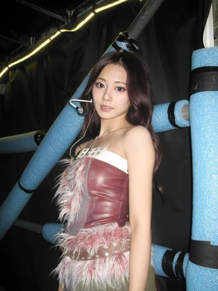 Источник: @thinkaboutzu