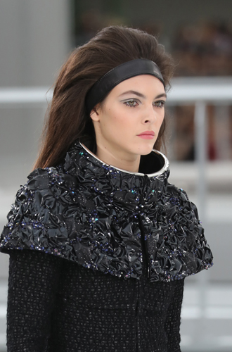 Это космос: показ Chanel FW 2017/18