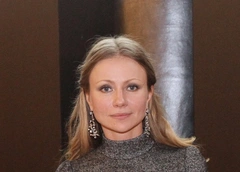 Мария Миронова впервые вышла в свет после родов