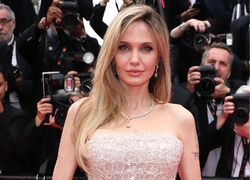 Неожиданное появление Анджелины Джоли и Натали Портман в кутюрном Dior: четвертый день Каннского кинофестиваля