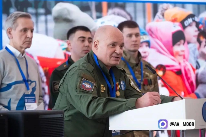 В обновленную Народную программу также войдет и закон о сокращенном обучении для ветеранов СВО после принятия в Госдуме | Источник: пресс-служба правительства Тюменской области