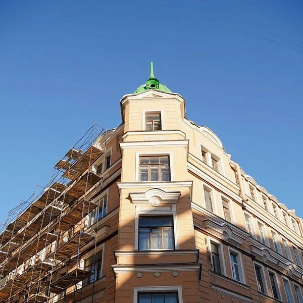 ФКР: в обрушившийся дом на Большой Зелениной первые жители смогут вернуться, вероятно, к концу года | Источник: вице-губернатор Евгений Разумишкин