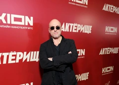 Нагиев снова мачо, Захарова в коже, молодая невеста Лепса с красавицей мамой: премьера сериала «Актерище»