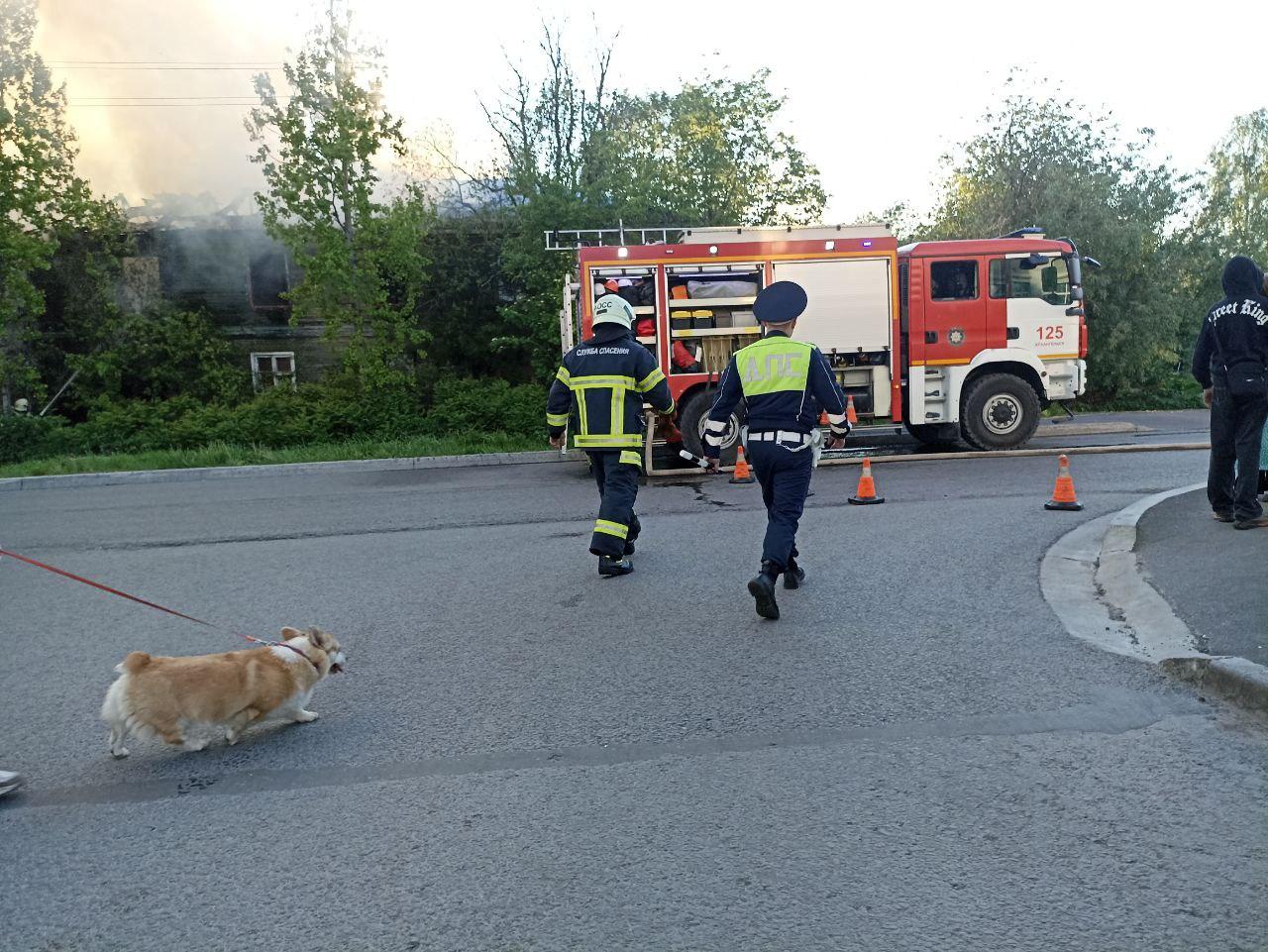 В Архангельске случился пожар: где не проехать