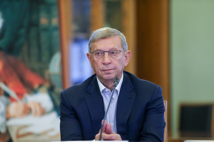 Владимир Евтушенков стал одним из спасителей режиссера, ведь его фонд «АФК Система» оплатил лечение Звягинцева в Германии