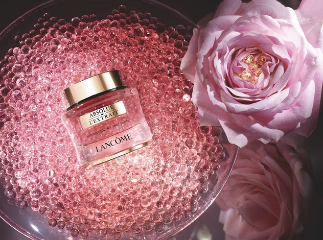 Красота по-французски: маска-сыворотка с розовыми жемчужинами от Lancome