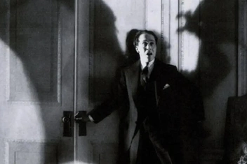 Книга, попавшая в топы спустя 120 лет: феномен «Скорби Сатаны»