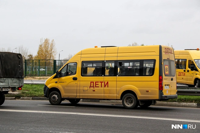 Детей оперативно пересадили на другой автобус | Источник: Наталья Бурухина / архив NN.RU