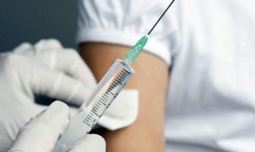 Петербургские врачи призывают не верить страшилкам о прививках от гриппа