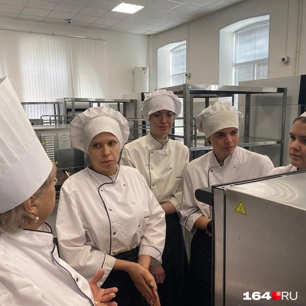 Наставления команде | Источник: Виктория Федорова / 164.RU