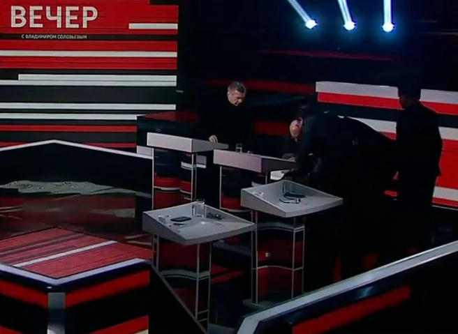 На шоу Соловьева один из экспертов упал в обморок | ya62.ru