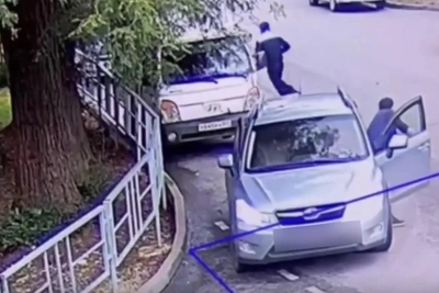 В Сочи пассажир похитил барсетку водителя после конфликта