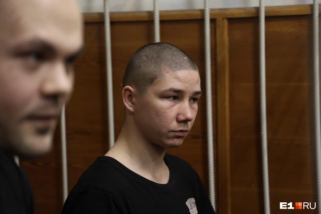 Иван Корюков (слева) и Александр Черепанов (справа) совершили побег 1 сентября | Источник: Владислав Лоншаков / E1.RU
