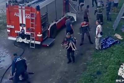 В Кызыле пожарные спасли пятерых человек