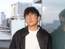 «У него уникальная мужская харизма. С Серовым есть что-то общее»: Крутой о победителе «Новой волны — 2025» Alex Lim