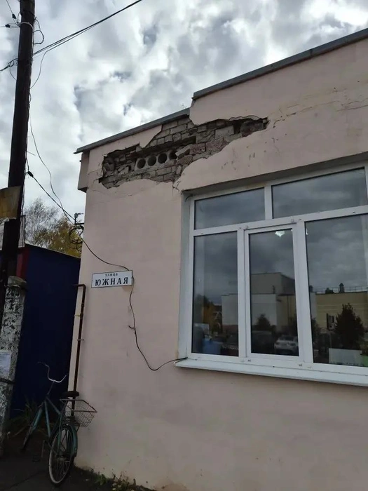 Здесь очень нужен ремонт  | Источник: Вячеслав Федорищев / MAX 