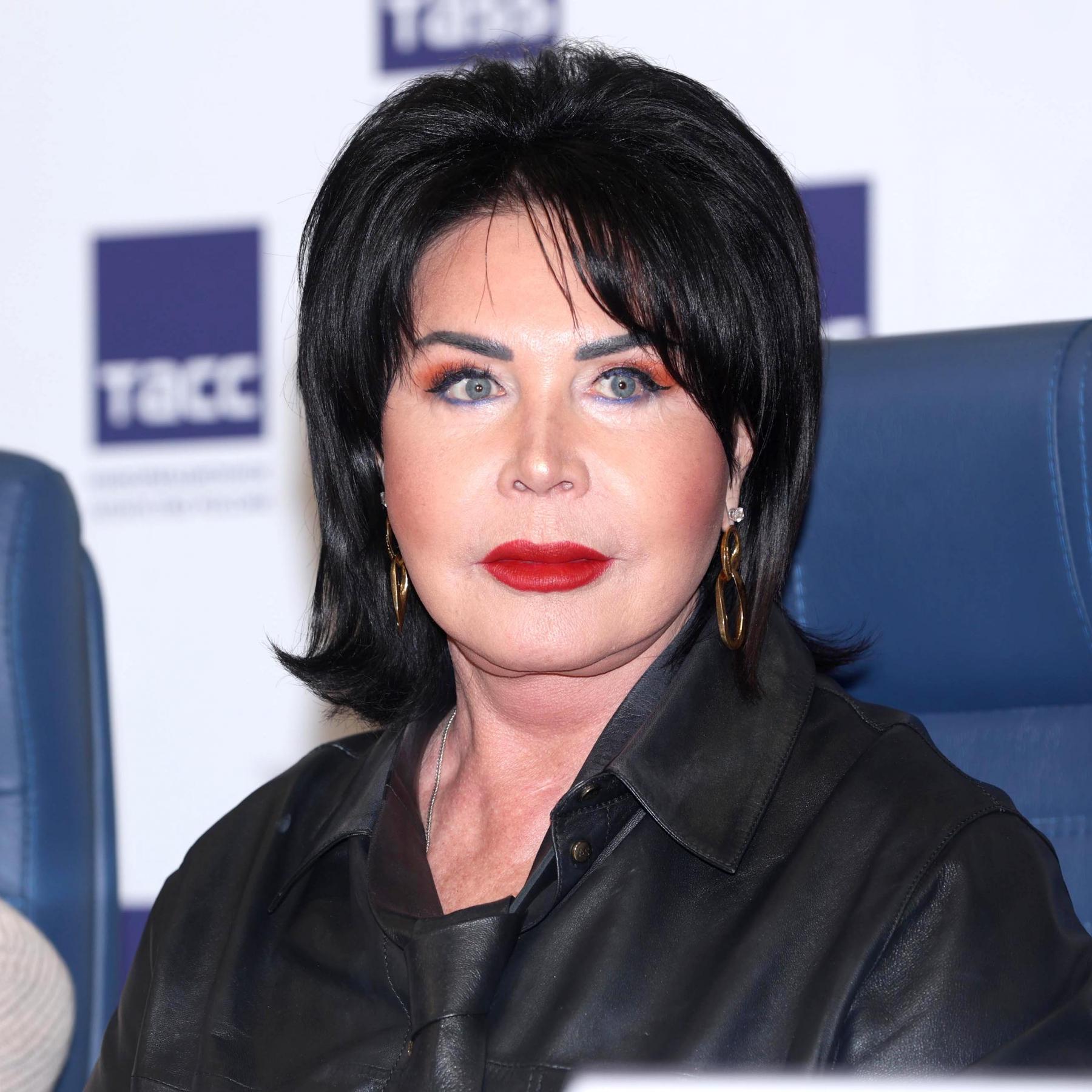 Бабкина критикует молодежь за пластику, а сама давно стала королевой улучшайзинга