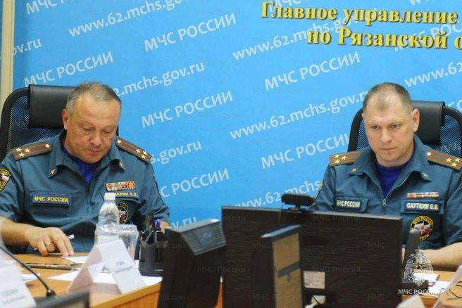 Гражданскую оборону Рязани могут усилить спасательными службами — с таким предложением выступили в МЧС | Источник: Соцсети областного главного управления МЧС