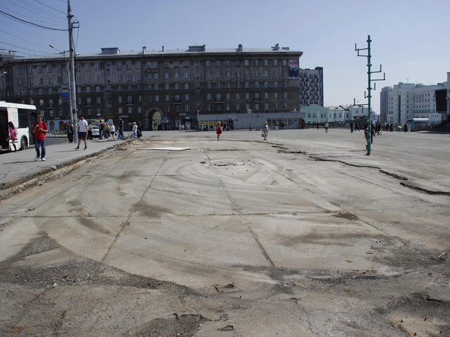 На прошлой неделе на этом месте шла бойкая торговля | Источник: Стас Соколов / NGS.RU