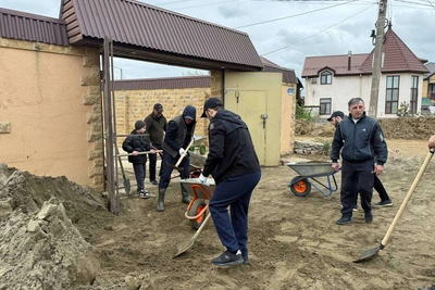 Работники Минприроды Дагестана вышли на субботник