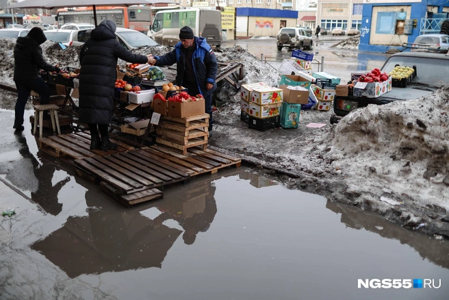 С такими потопами пора превращаться в пиратов и мастерить полноценные корабли | Источник: Евгений Софийчук / NGS55.RU