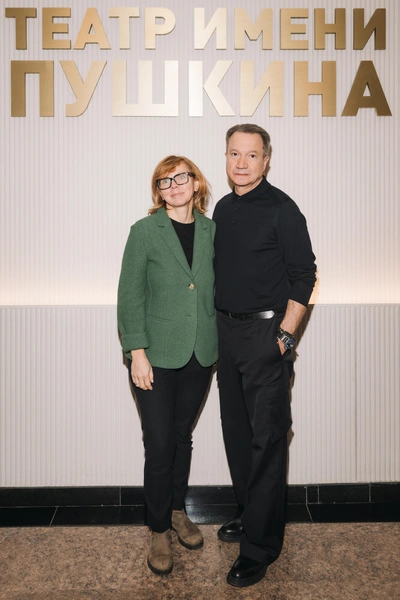 Виктор Рыжаков и Фекла Толстая