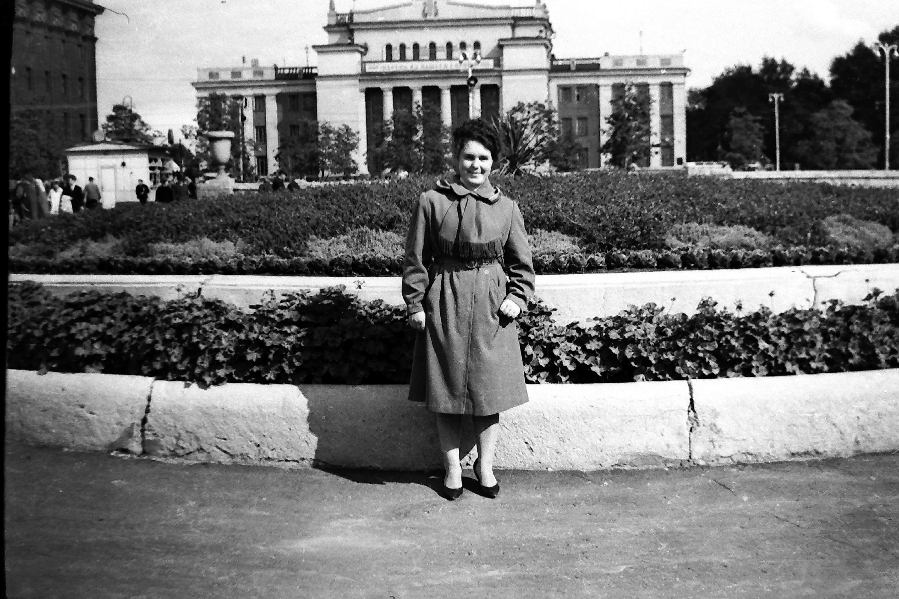 Сибиряк раскрасил черно-белые фотографии старинного Новосибирска, 29  декабря 2022 года - 3 января 2023 - НГС.ру