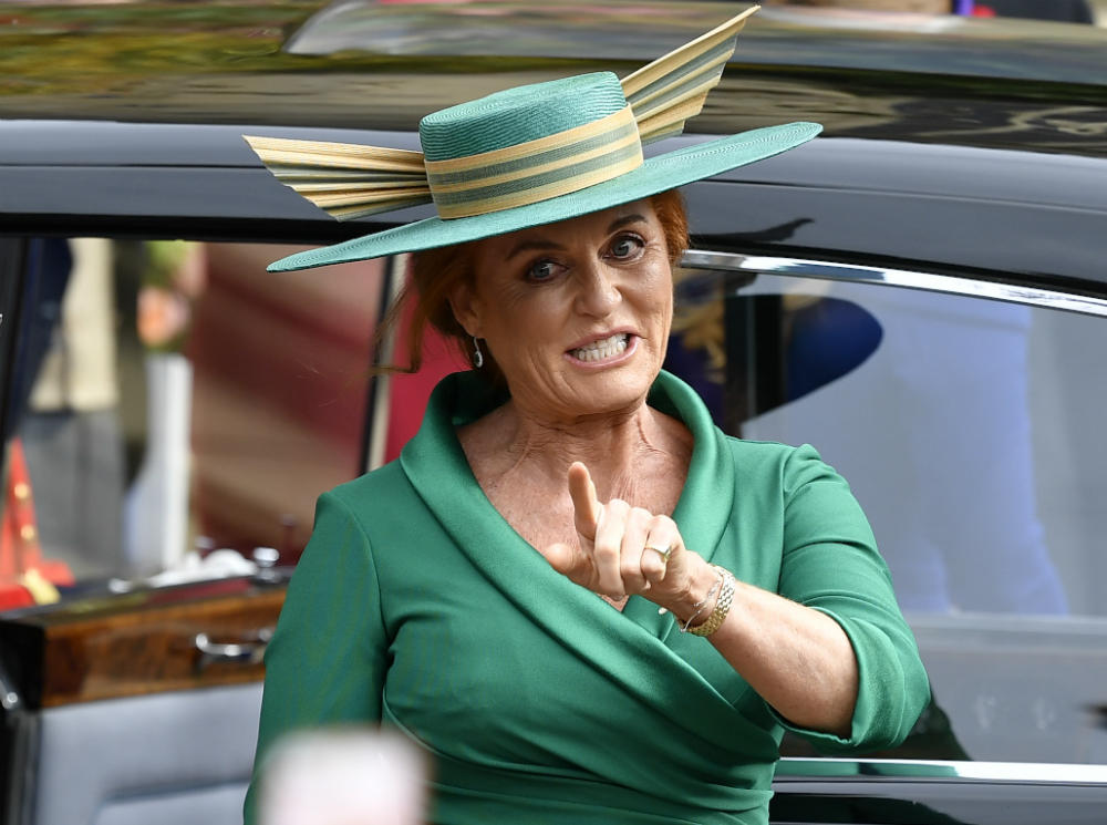 Новая любовь Сары Фергюсон: почему Беатрис не хочет видеть бойфренда матери на своей свадьбе | marieclaire.ru