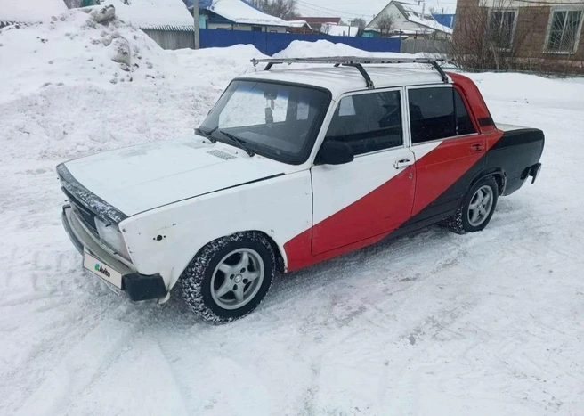 Зато какая расцветка красивая | Источник: Avito.ru