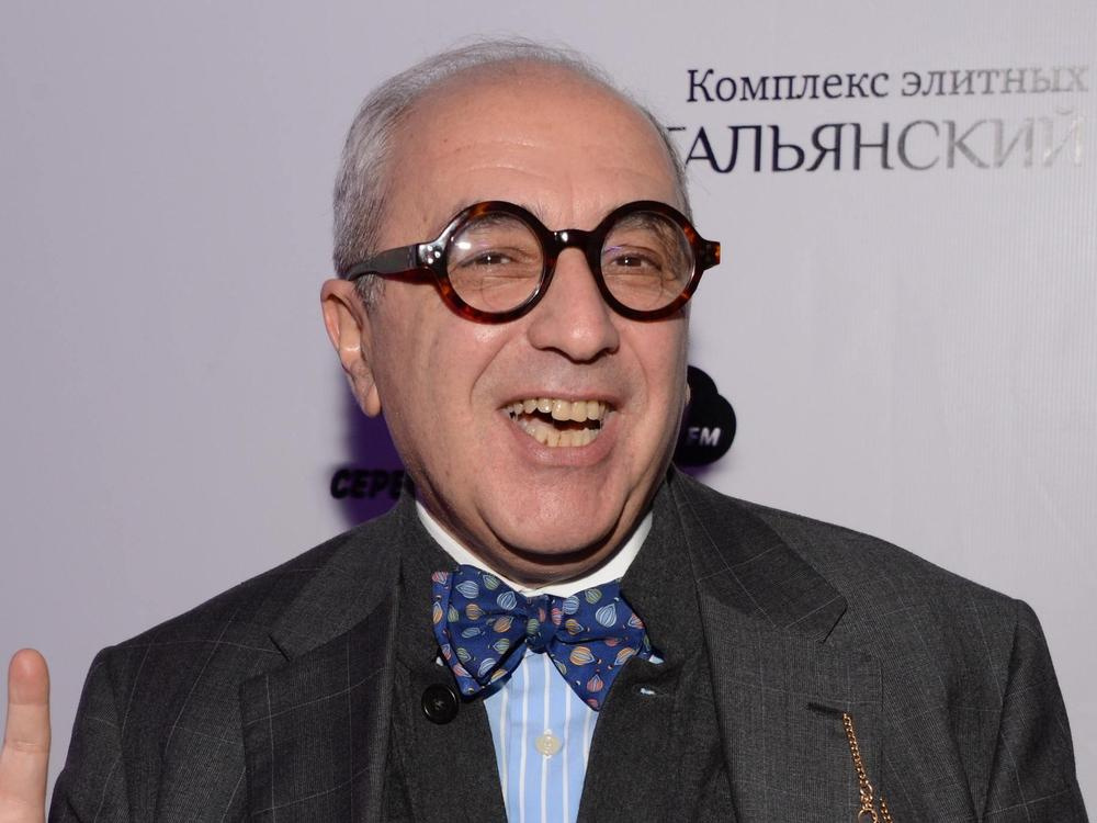 Добровинский поет. Добровинский поет. Добровинский поет. Добровинский адвокат. Добровинский поет.