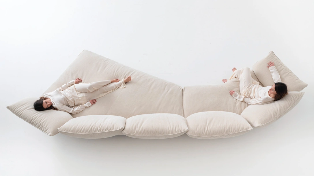 Нестандартный Standalto: новый диван Edra | Источник: Edra