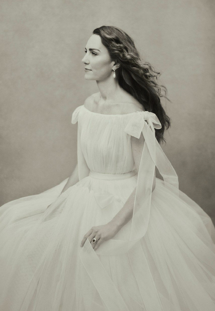 Три новых портрета Кейт Миддлтон в роскошных платьях Alexander McQueen: к 40-летию герцогини