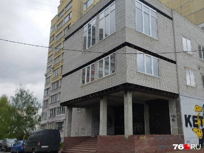 Недострой в Ярославле продадут на аукционе | Источник: Алёна Косточкина / 76.RU