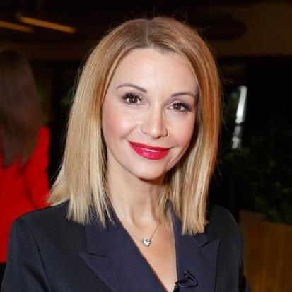 Дорогущий отель, прогулка по Парижу и претензии Сердюкова: французский день рождения Ольги Орловой